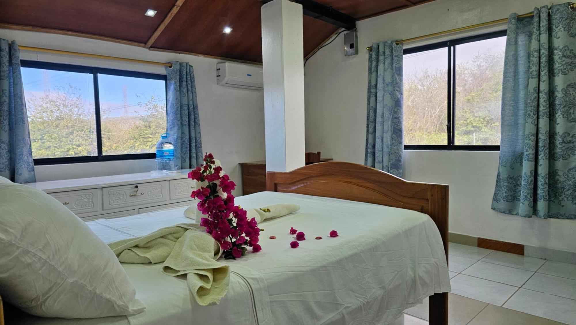 Flor'S House Apartment ซานกริสโตวัล ภายนอก รูปภาพ
